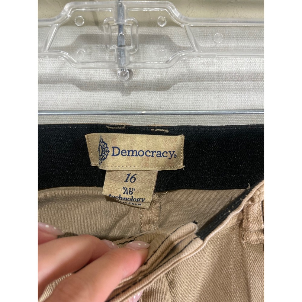 Democracy Ab Technology Tan Bootcut Jeans Womens Size 16 Stretch Beige Pants - Picture 3 of 8